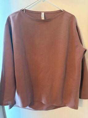 Lululemon Mauve Long Sleeve Top (Size 8)